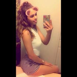 Meet your Posher, Aisha